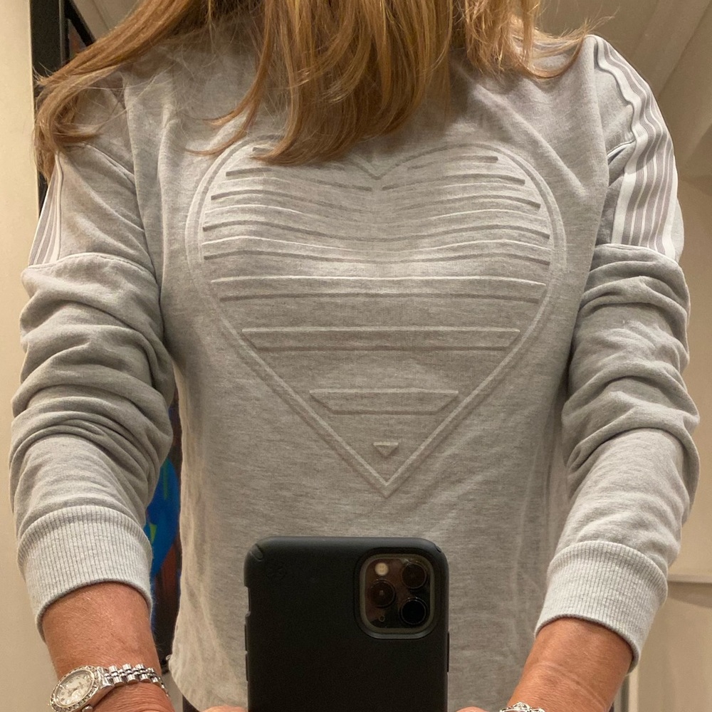 No Boundries Sweatshirt - with HEART DESIGN on Front